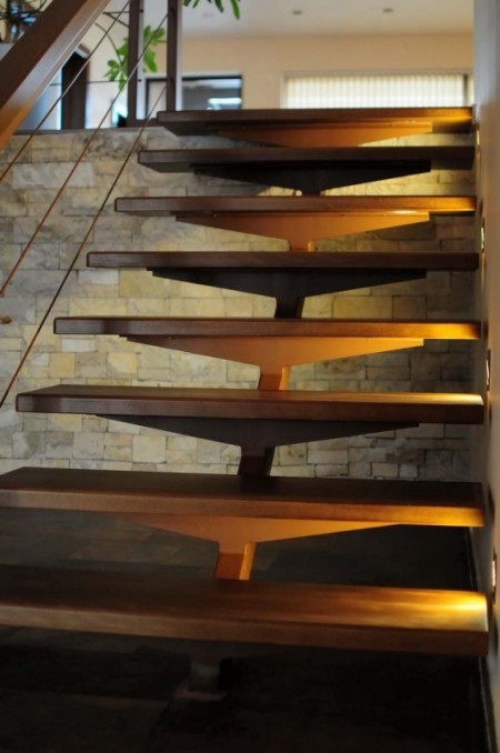 Tamplarie lemn | Usi Interior Exterior Lemn | Ferestre Lemn | Obloane Lemn - trepte01_resize-531x800